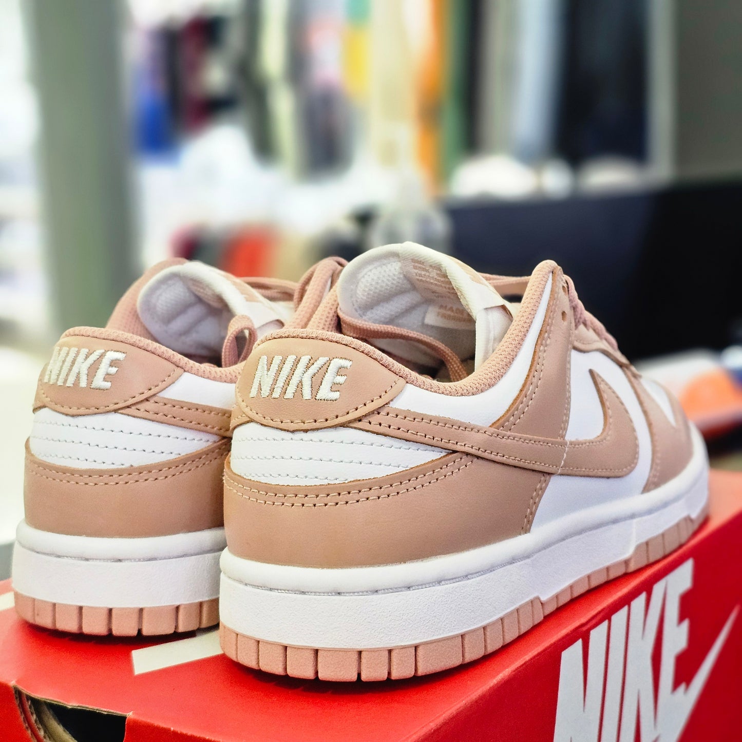 Dunk Low Rose Whisper
