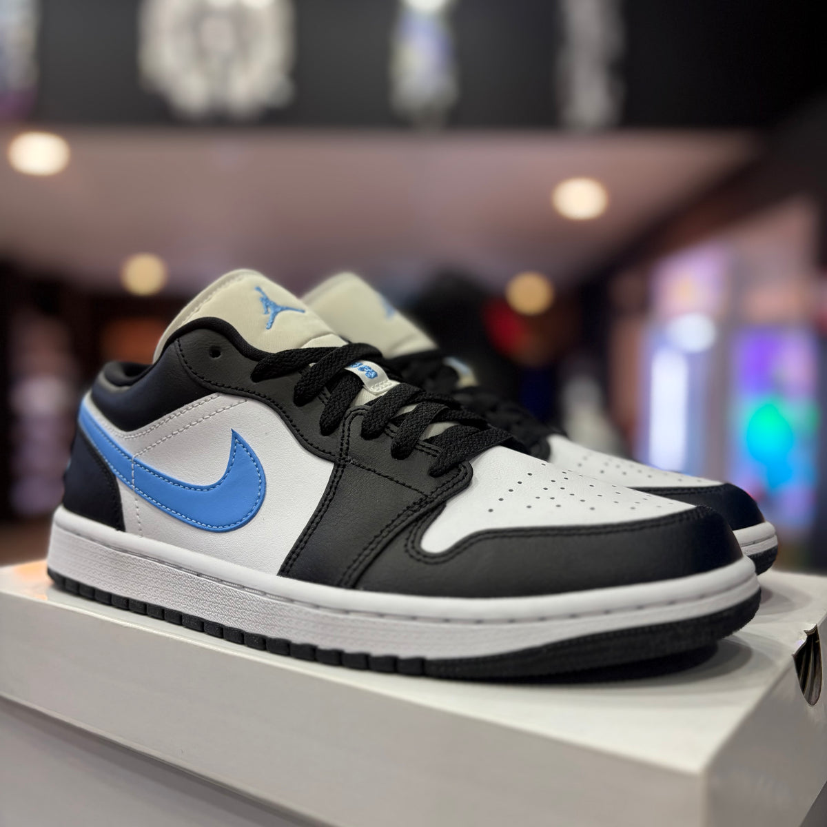 Jordan 1 Low Black University Blue