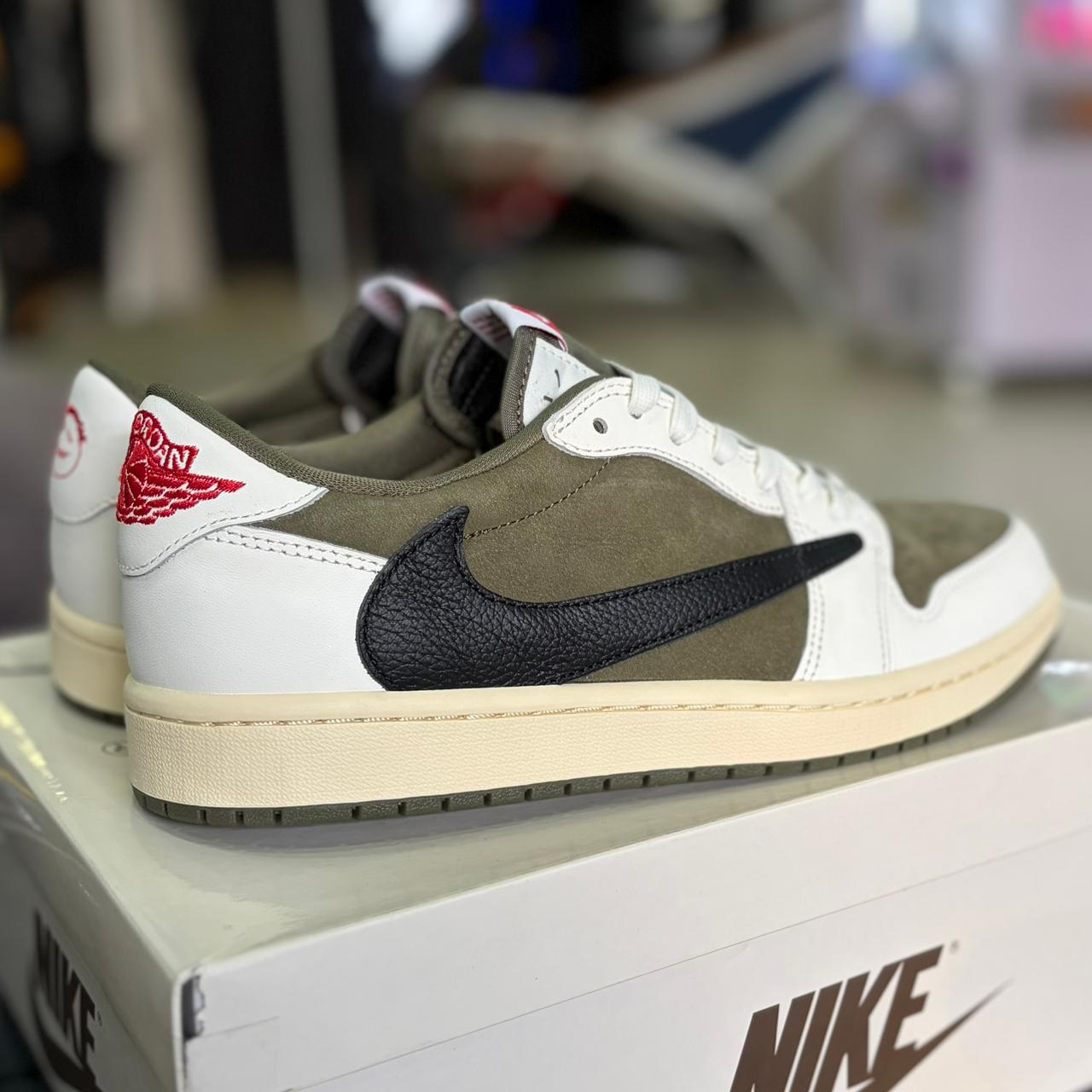 Jordan 1 Low Travis Scott Medium Olive