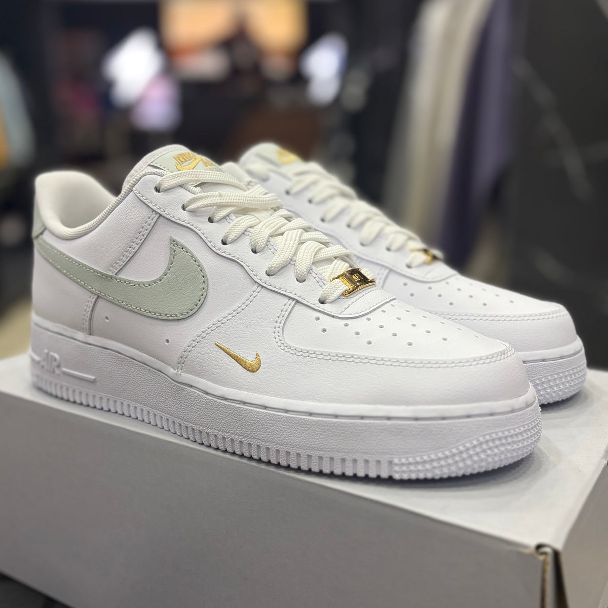 Air Force 1 White Light Silver