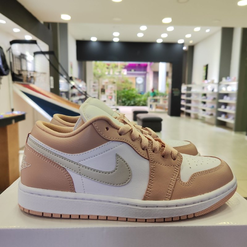 Jordan 1 Low Particle Beige