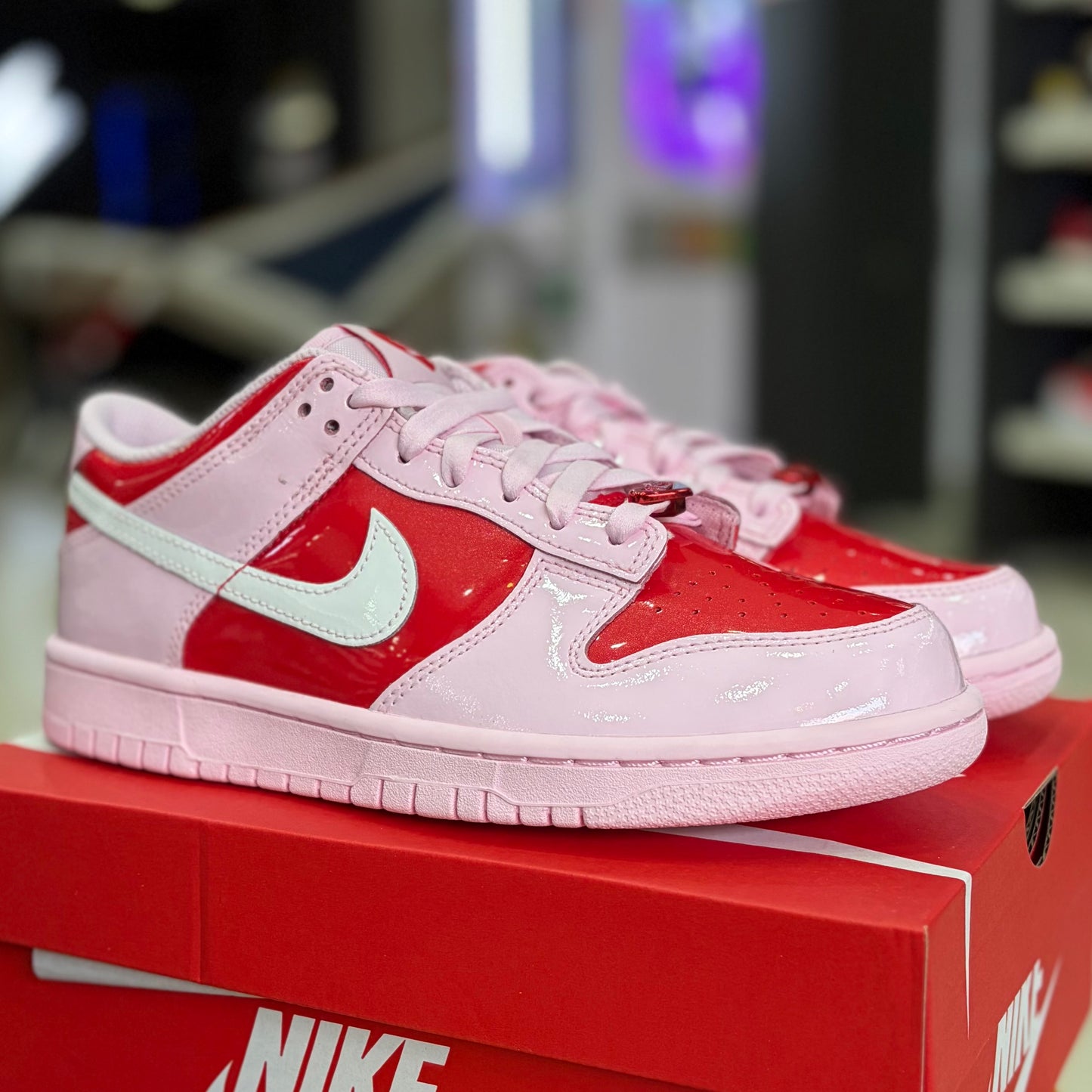 Dunk Low Valentines Day