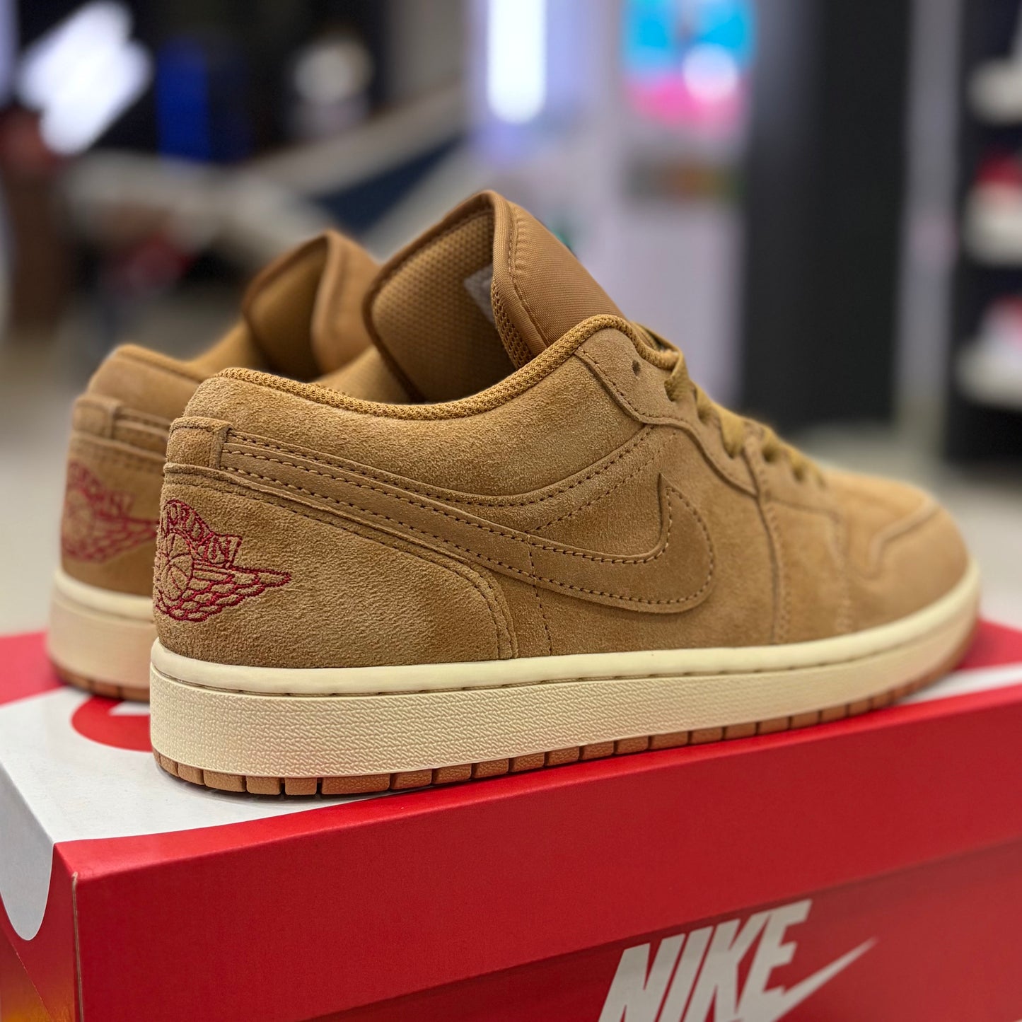 Jordan 1 Low Flax