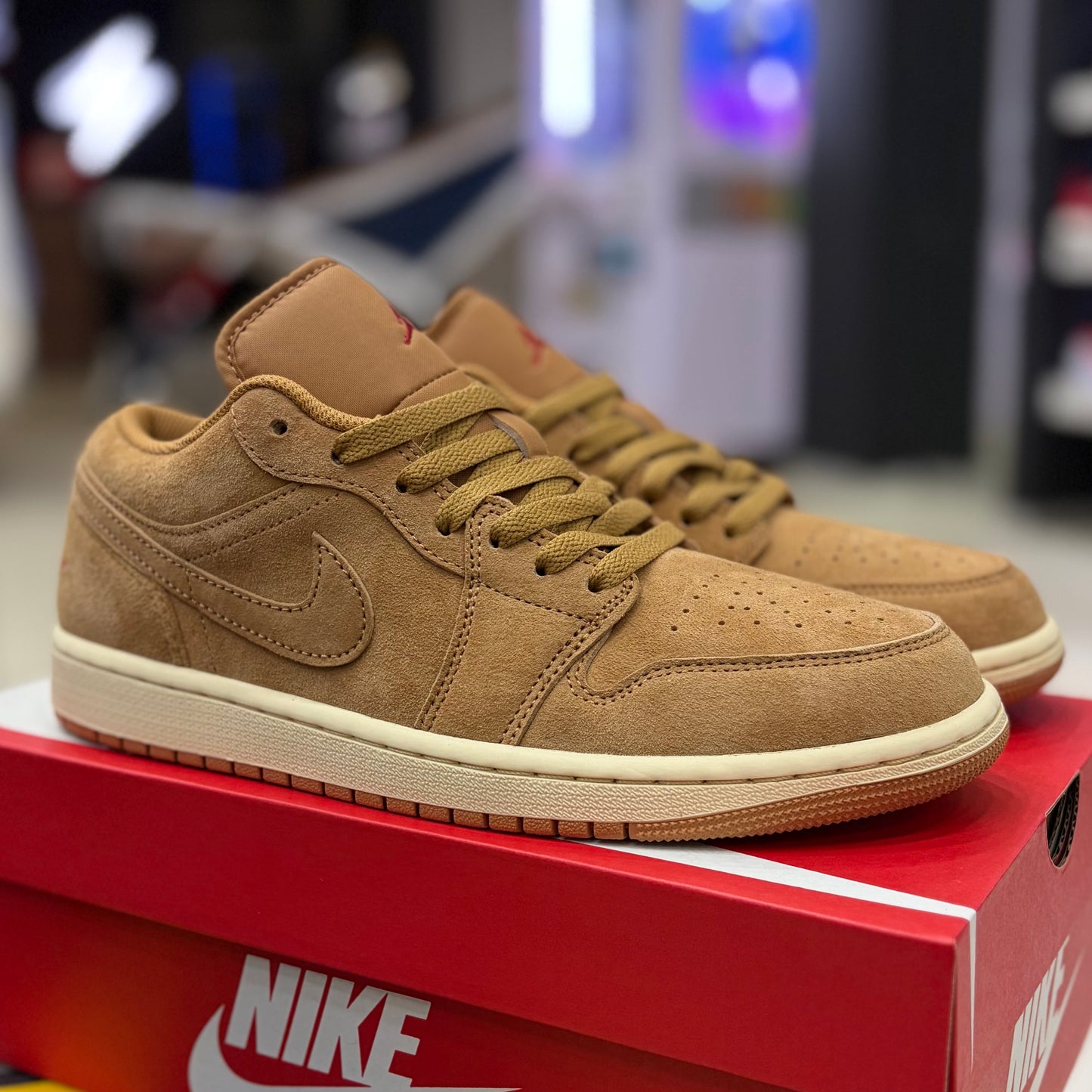 Jordan 1 Low Flax