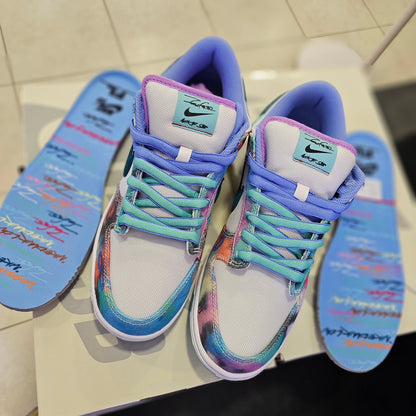 Dunk SB Low Futura Laboratories Bleached Aqua