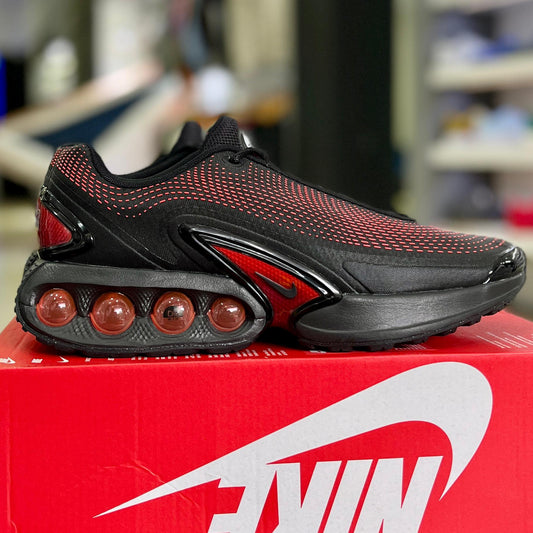 Nike Air Max Dn Bred