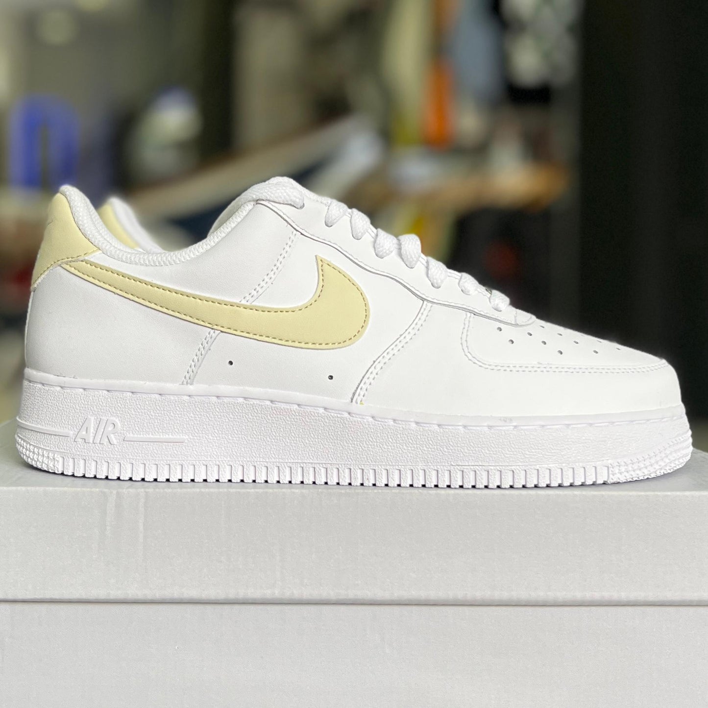 Air Force 1 White Light Khaki