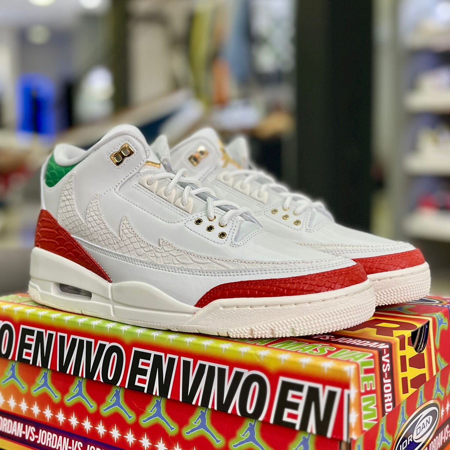Jordan 3 Retro El Vuelo + Mascara