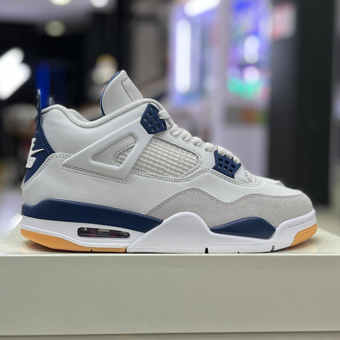 Jordan 4 SB Retro Navy