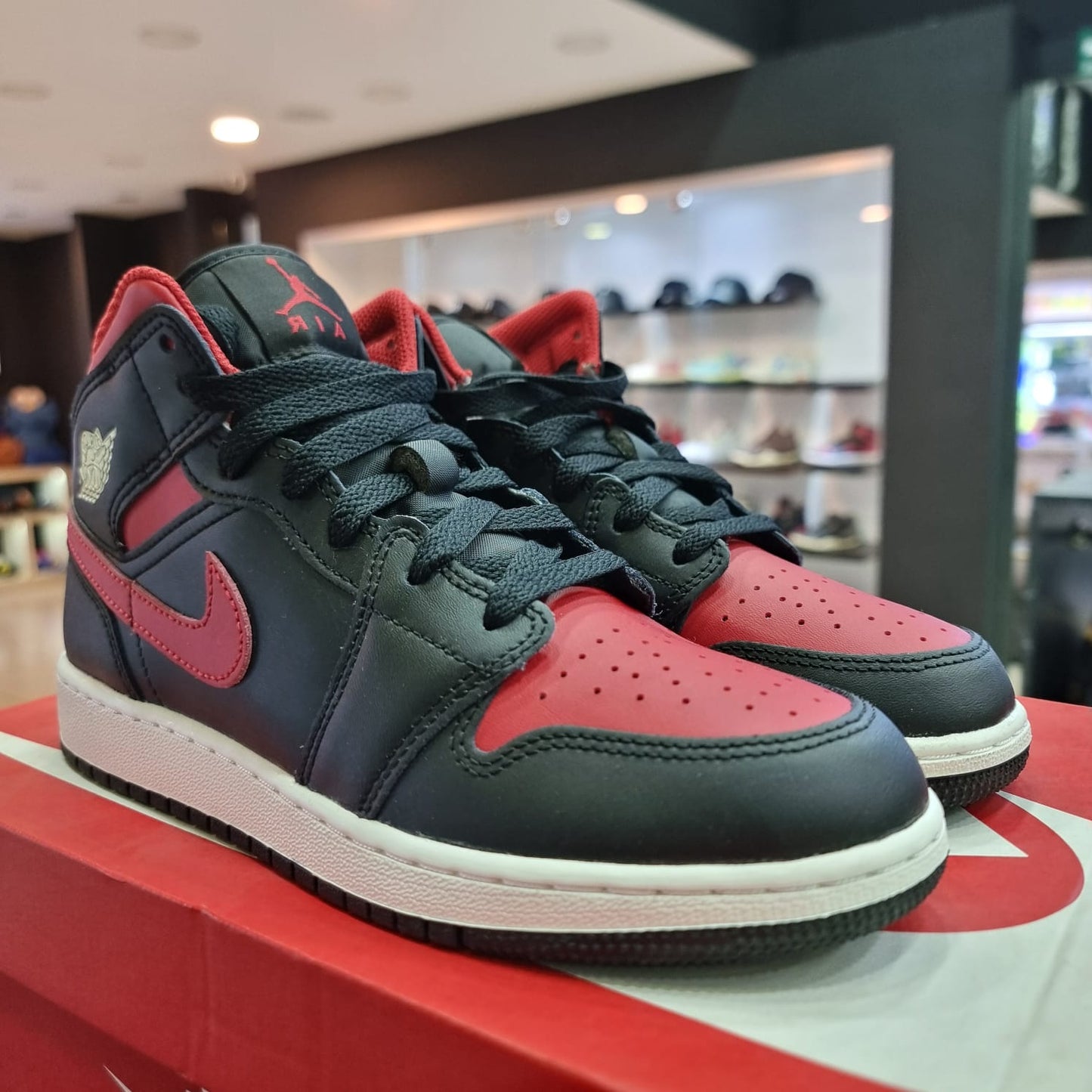Jordan 1 Mid Bred Twist