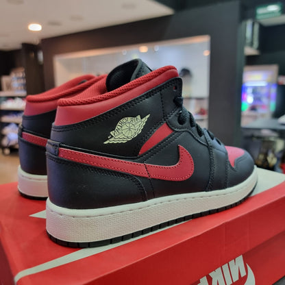Jordan 1 Mid Bred Twist