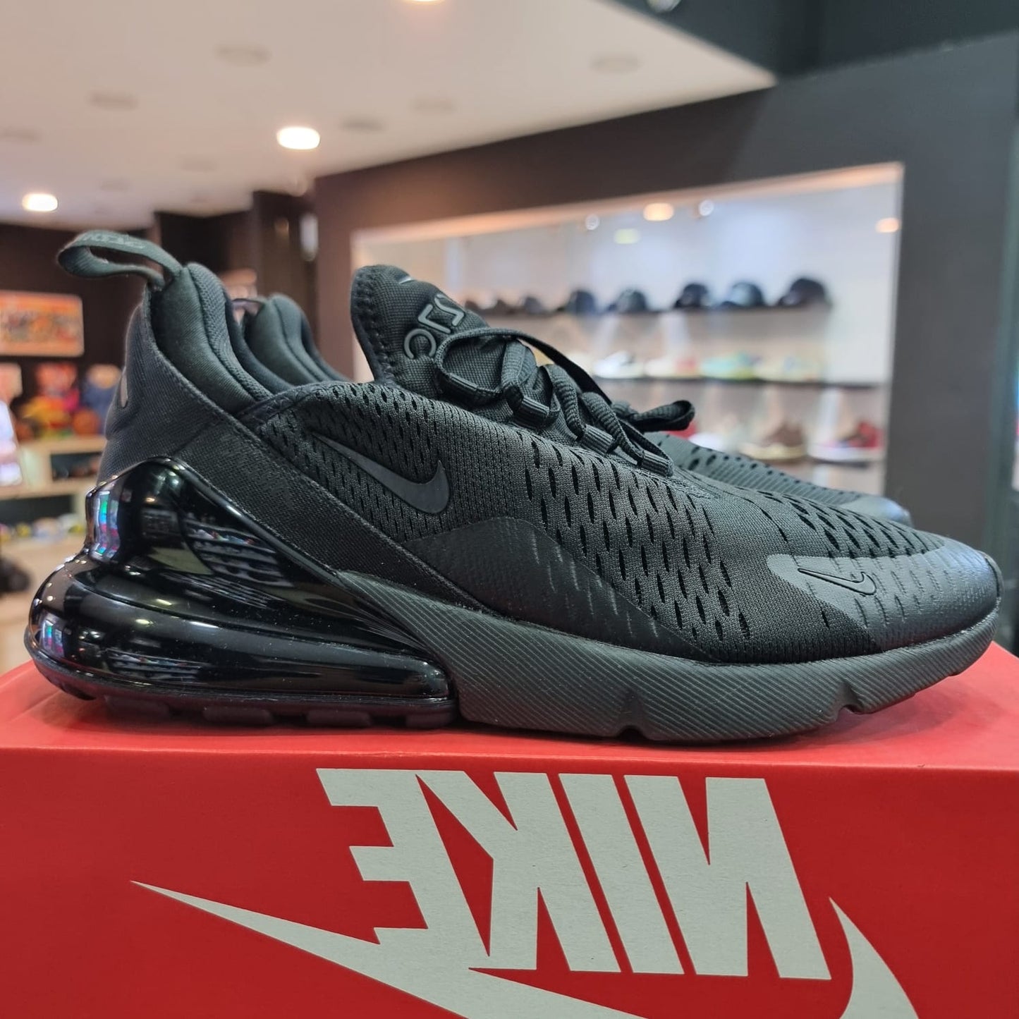 Air Max 270 Triple Black