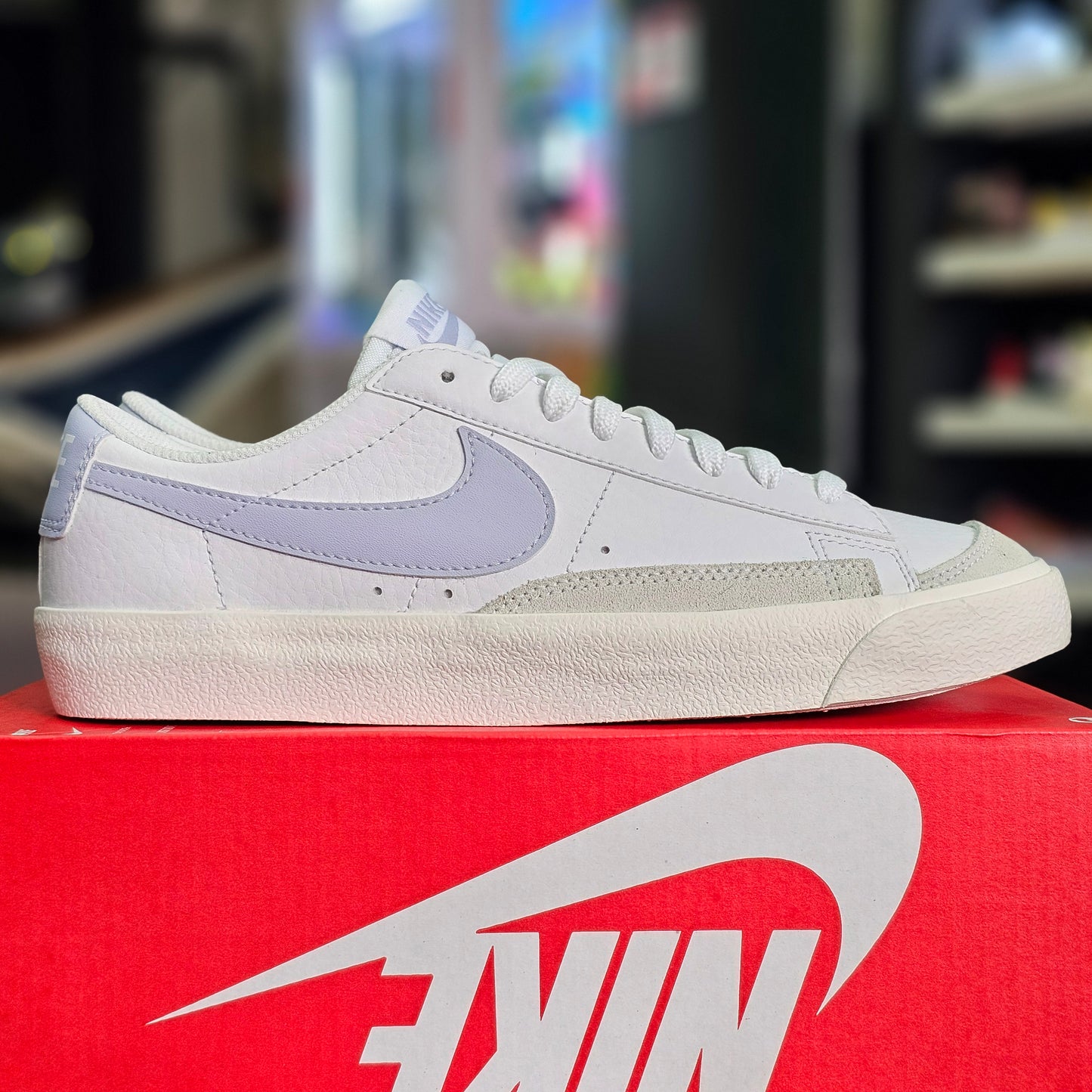 Blazer Low 77 White Ghost
