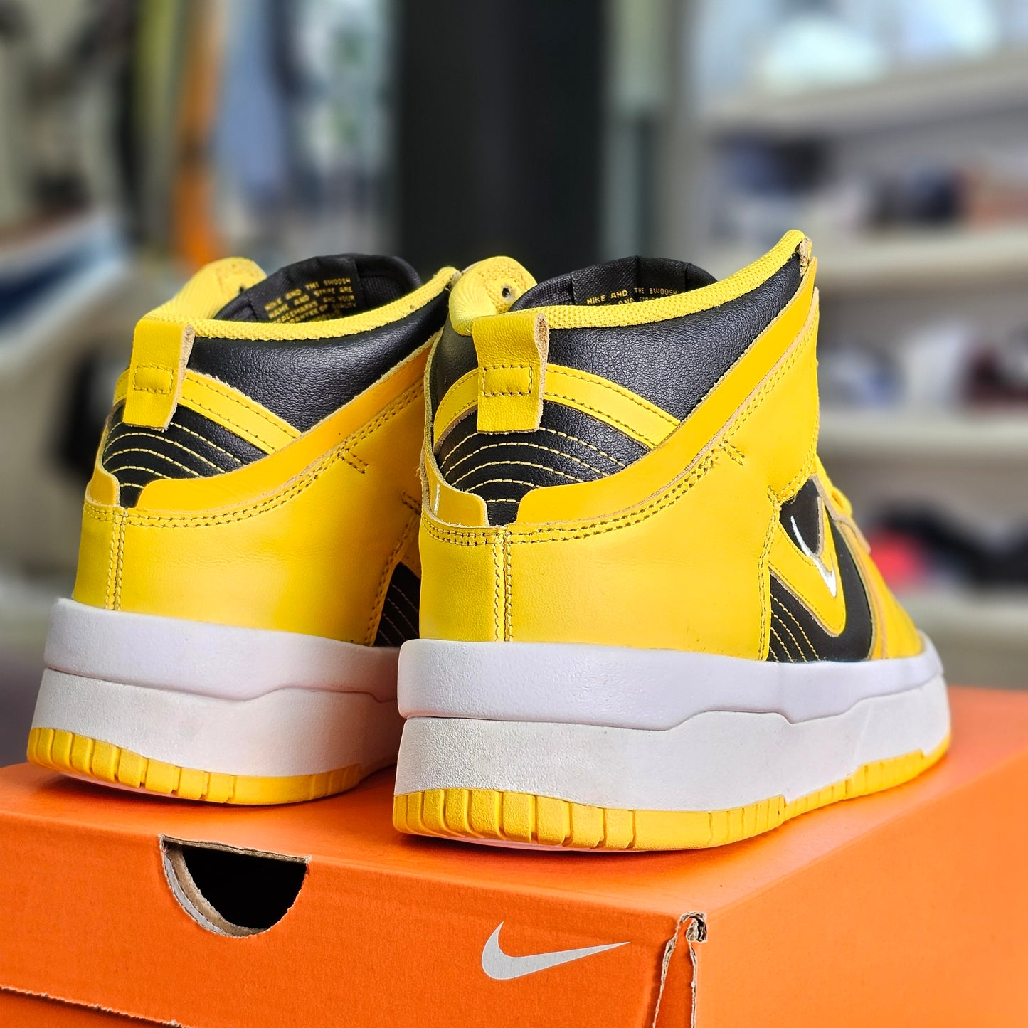 Dunk High Up Goldenrod