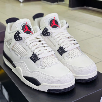 Jordan 4 Retro Flight Club