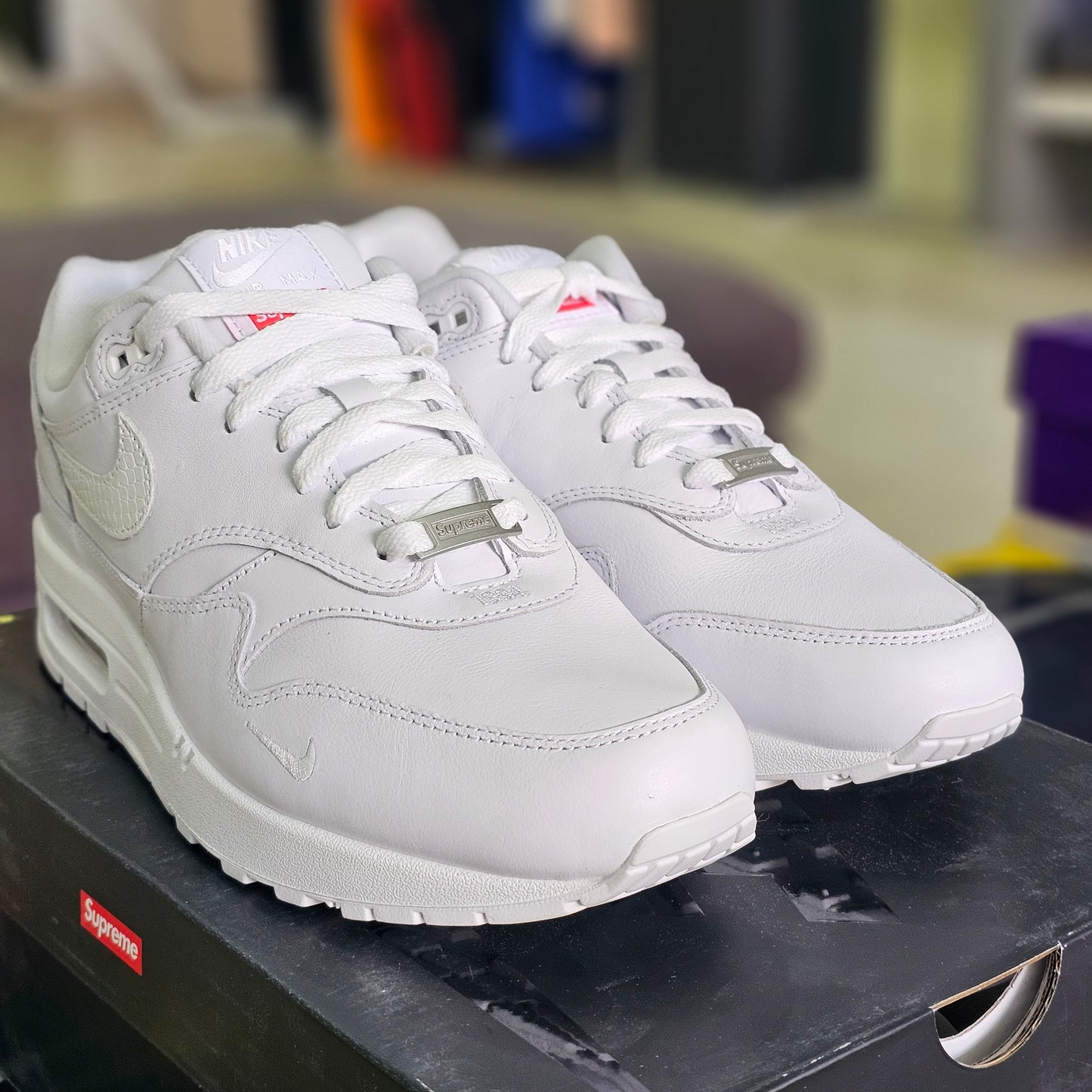 Air Max 1 '87 Supreme White