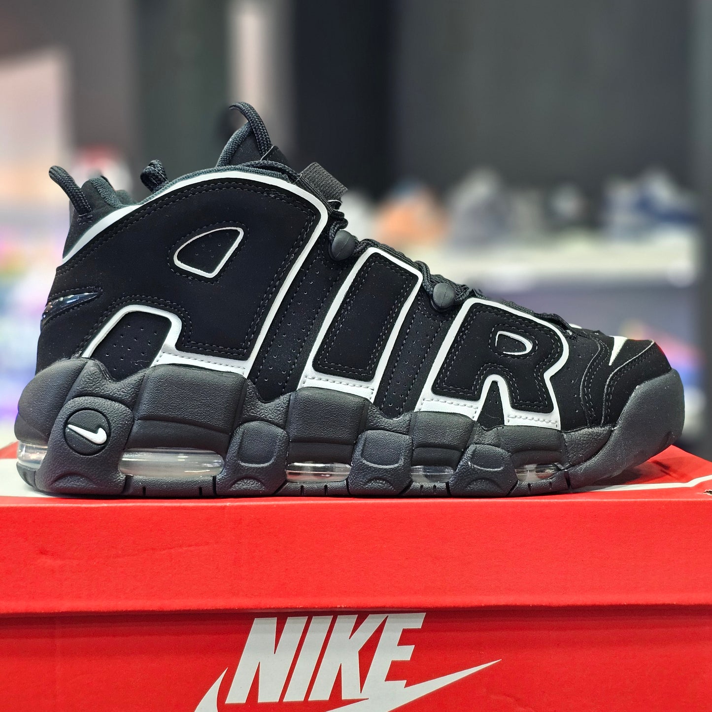 Uptempo Black White