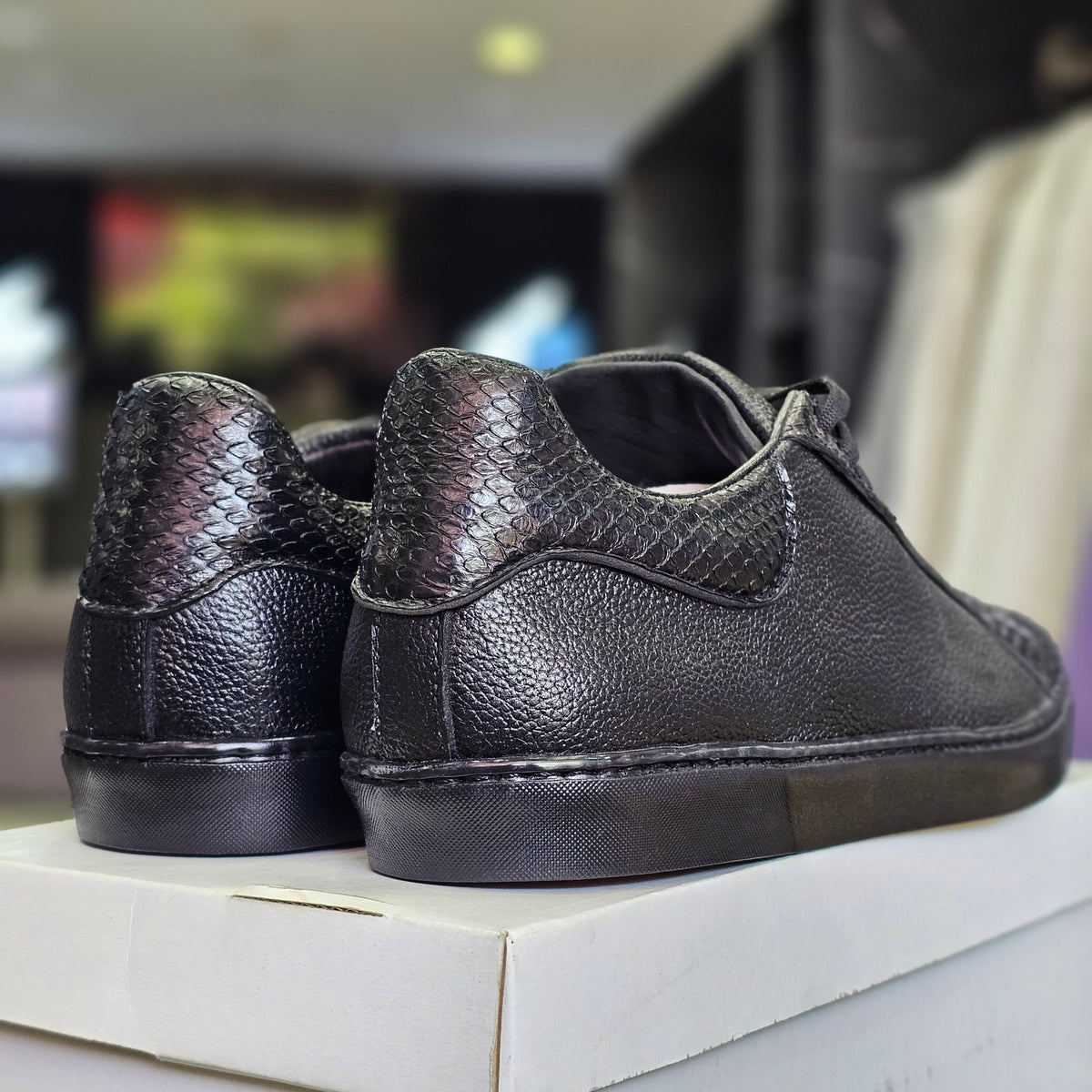 Sneakers de piel de pitón