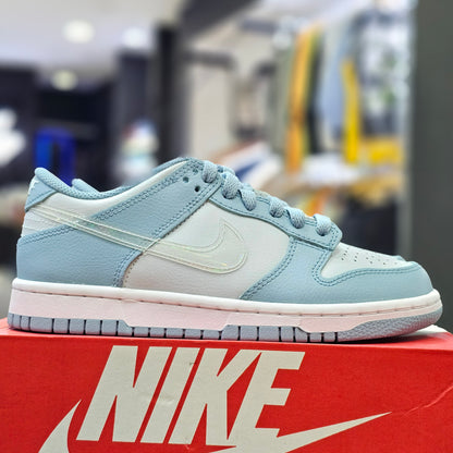Dunk Low Aura Clear