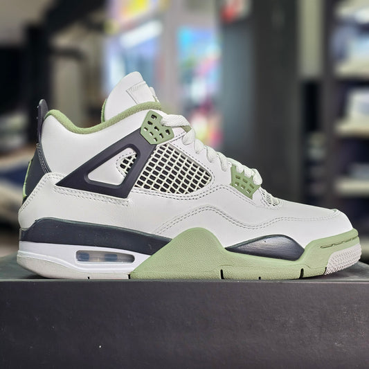 Jordan 4 Seafoam
