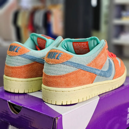 Dunk Low SB Orange Emerald Rise