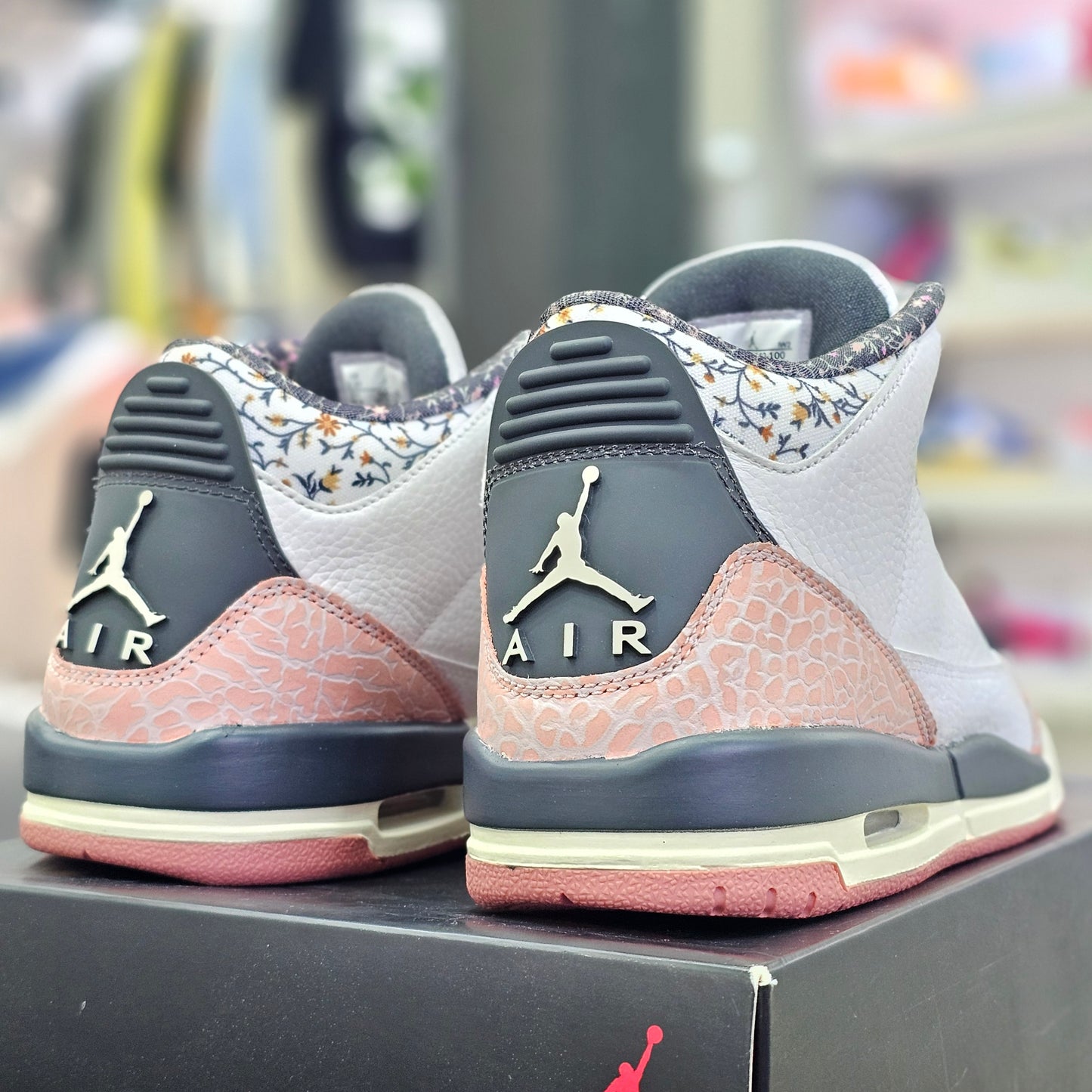 Jordan 3 Retro Vintage Flora