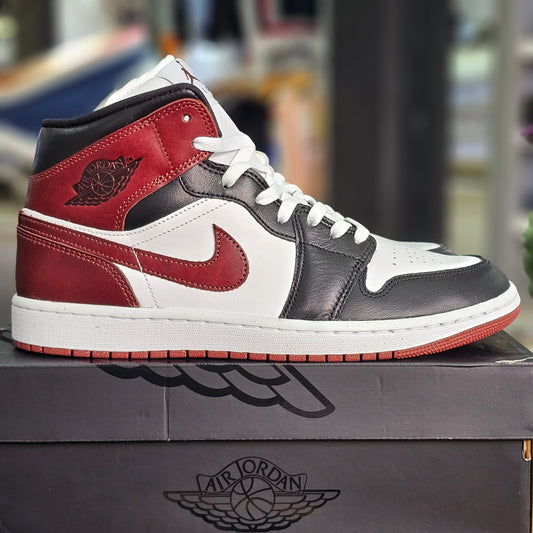 Jordan 1 Mid Darck Pony