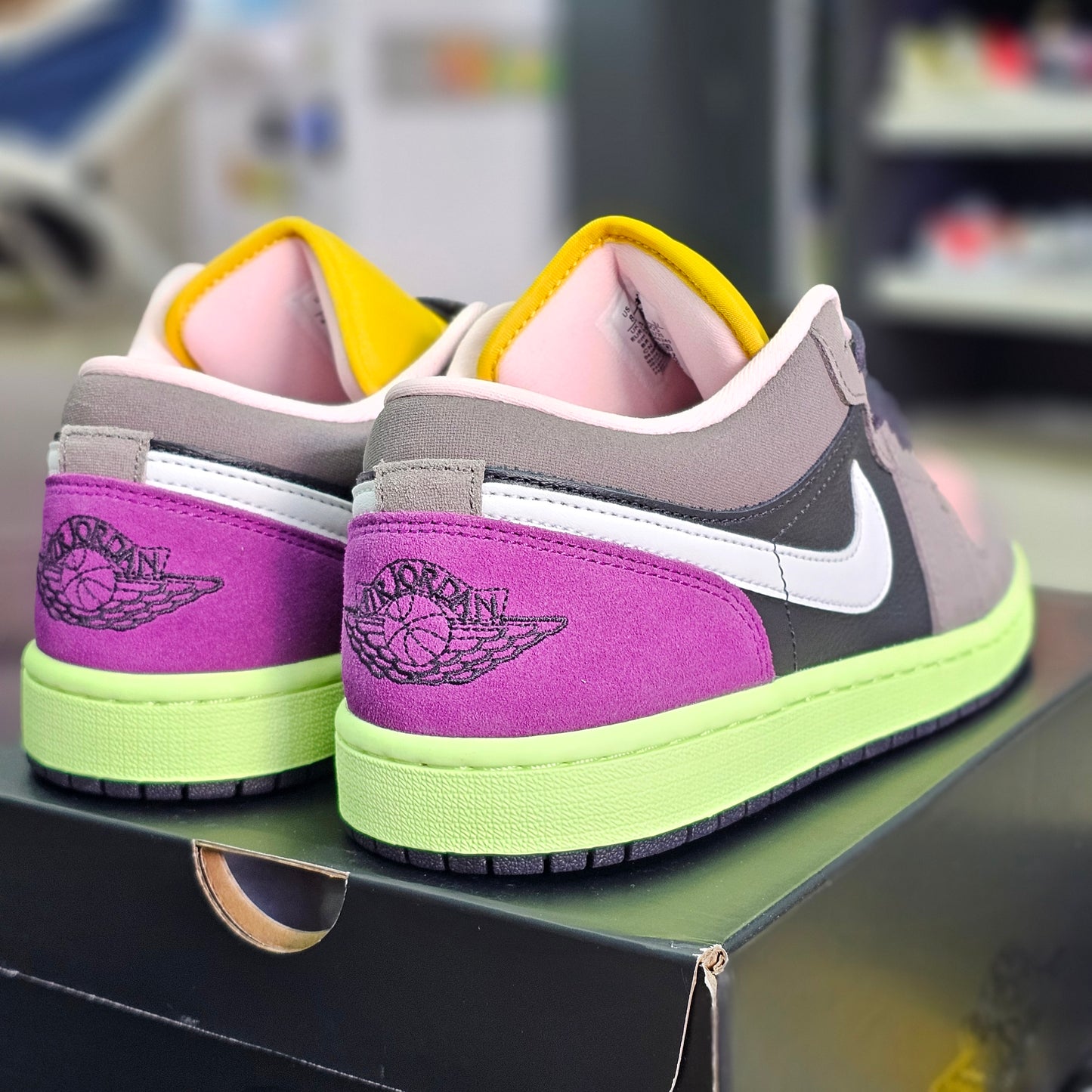 Jordan 1 Low SE Tokyo Bio Hack