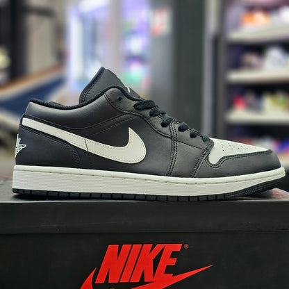 Jordan 1 Low Orca