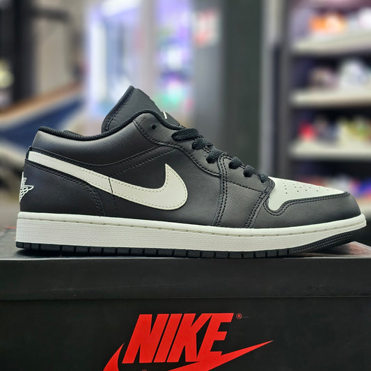 Jordan 1 Low Orca