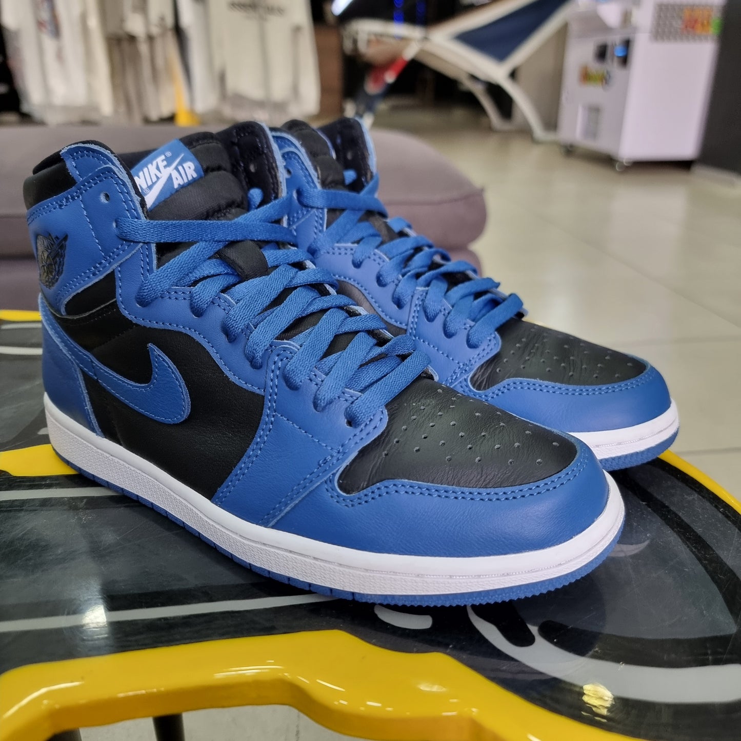Jordan 1 Retro High OG Dark Marina Blue