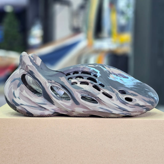 Yeezy Foam Runner Cinder