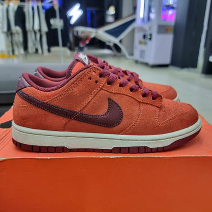 Dunk Low Orange Suede