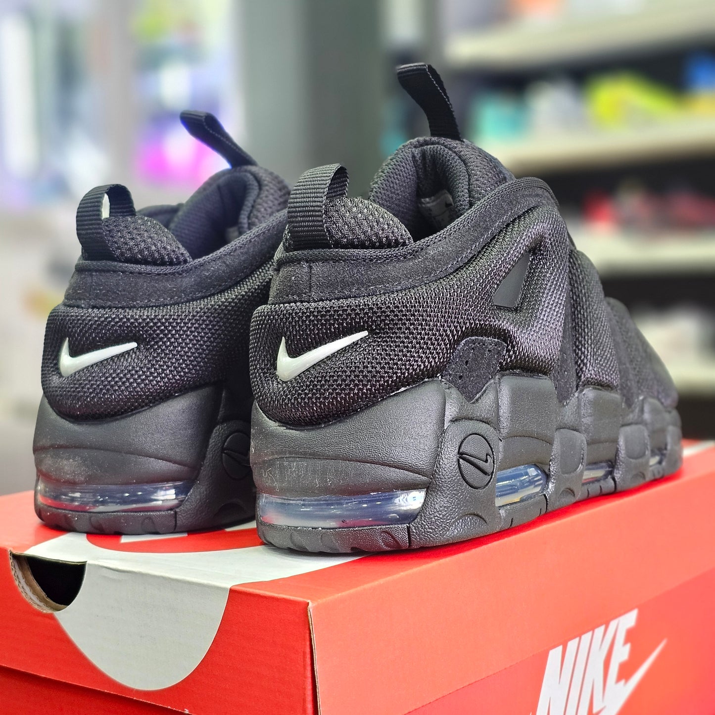 Uptempo Low Triple Black