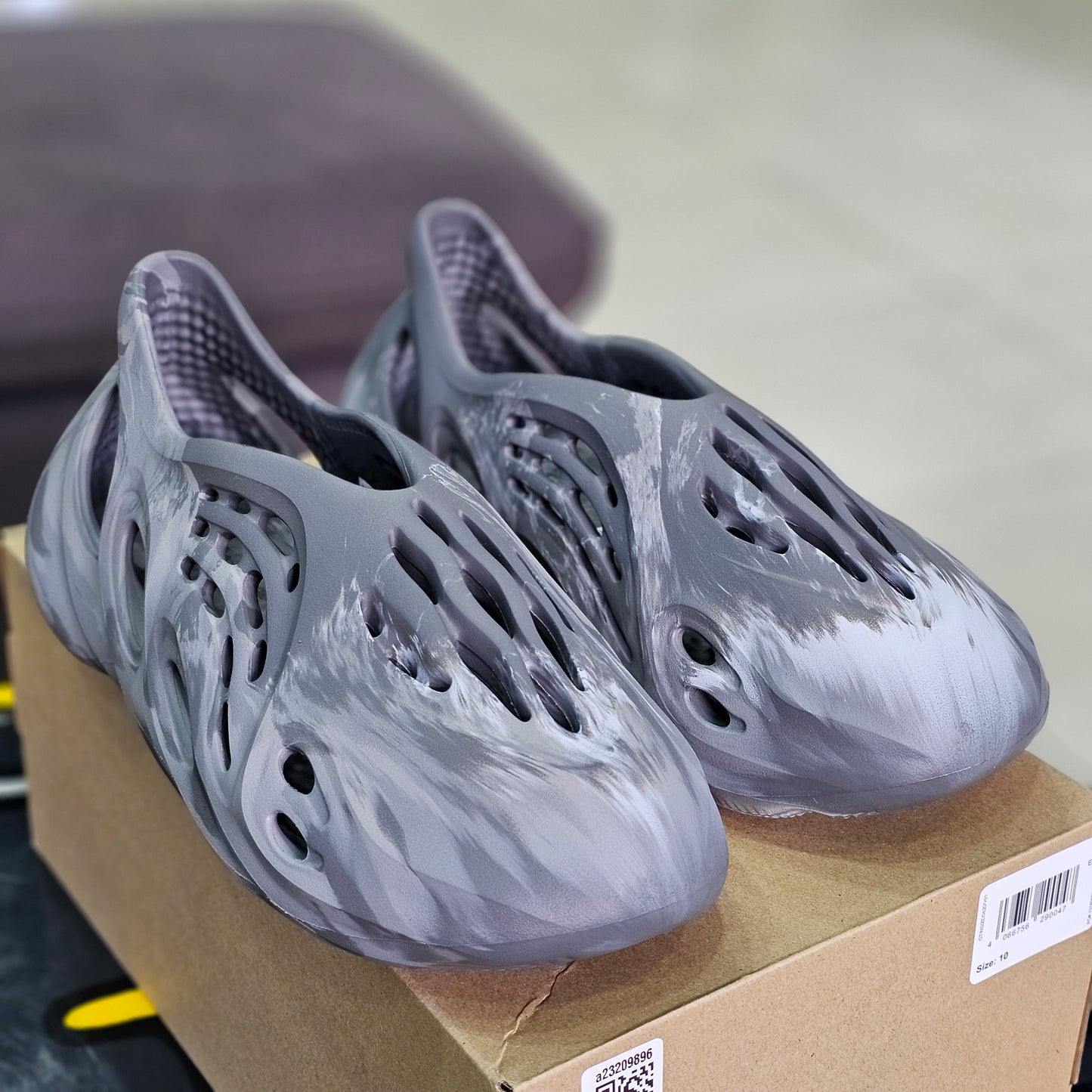 Yeezy Foam RNR MX Granite