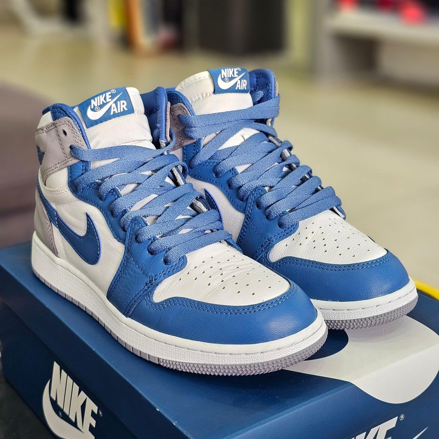 Jordan 1 Retro High OG True Blue