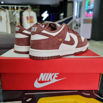 Dunk low Sail Red Sepia