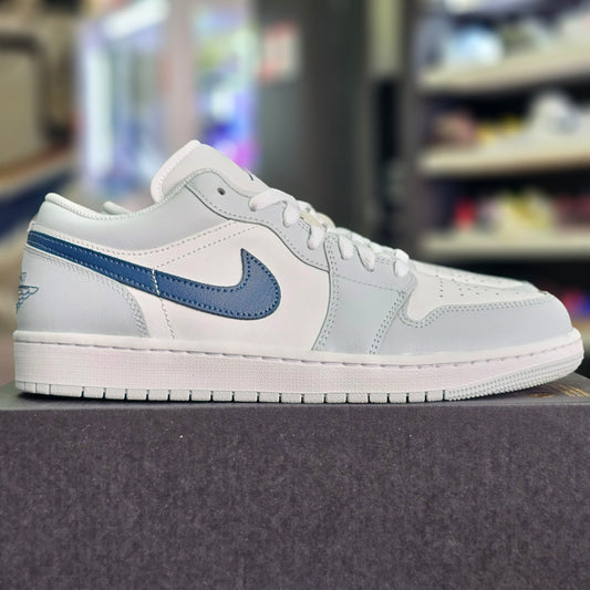 Jordan 1 Low Squadron Blue Aura