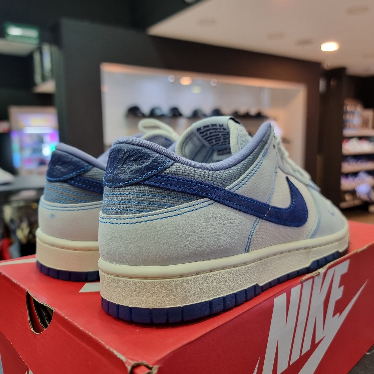 Dunk Low Retro SE Blue Void