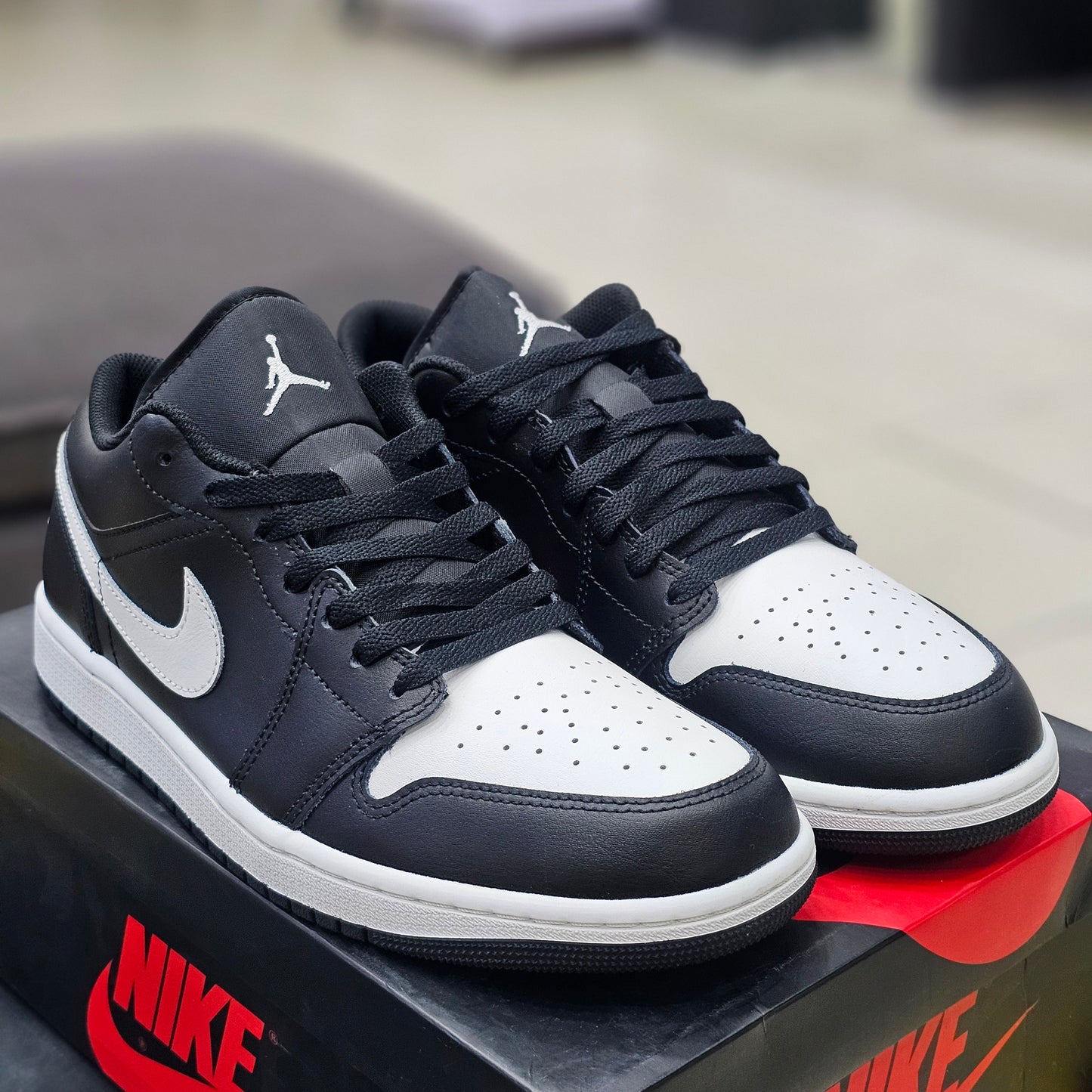 Jordan 1 Low Orca