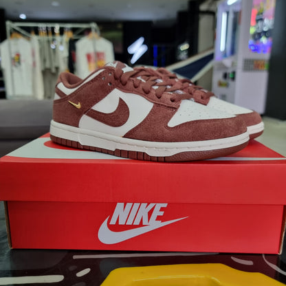 Dunk low Sail Red Sepia