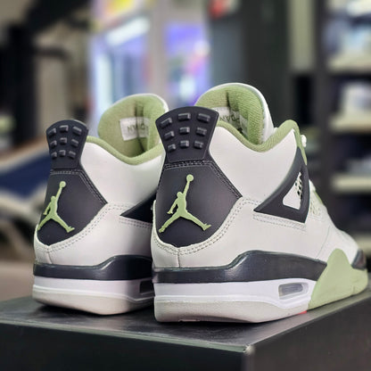 Jordan 4 Seafoam