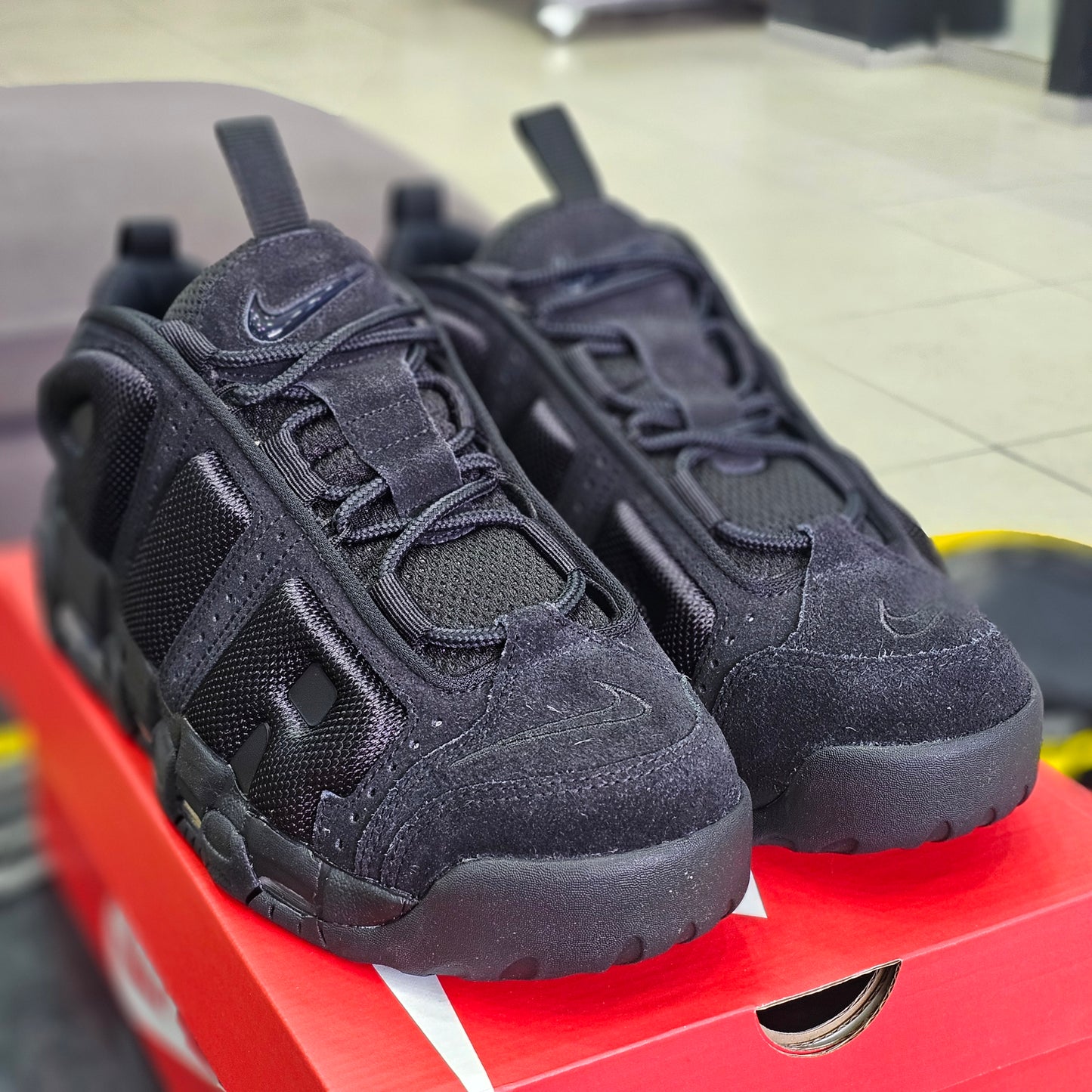 Uptempo Low Triple Black
