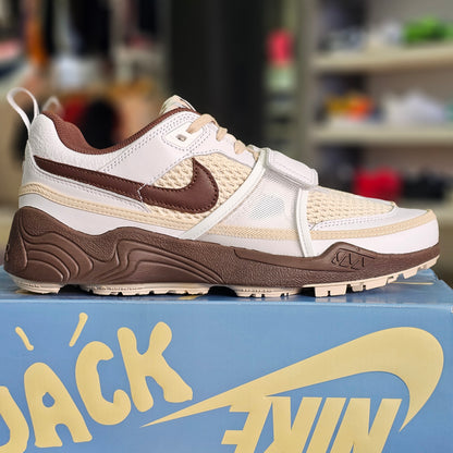 Travis Scott x Zoom Field Jaxx Light Chocolate