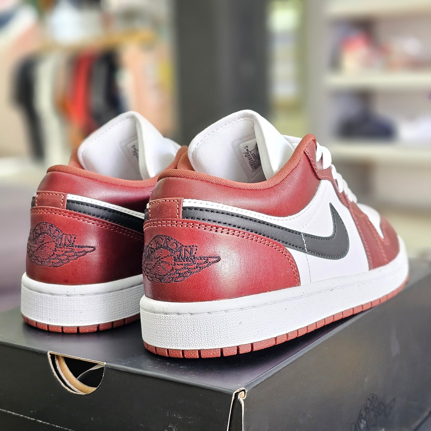 Jordan 1 Low Dark Pony