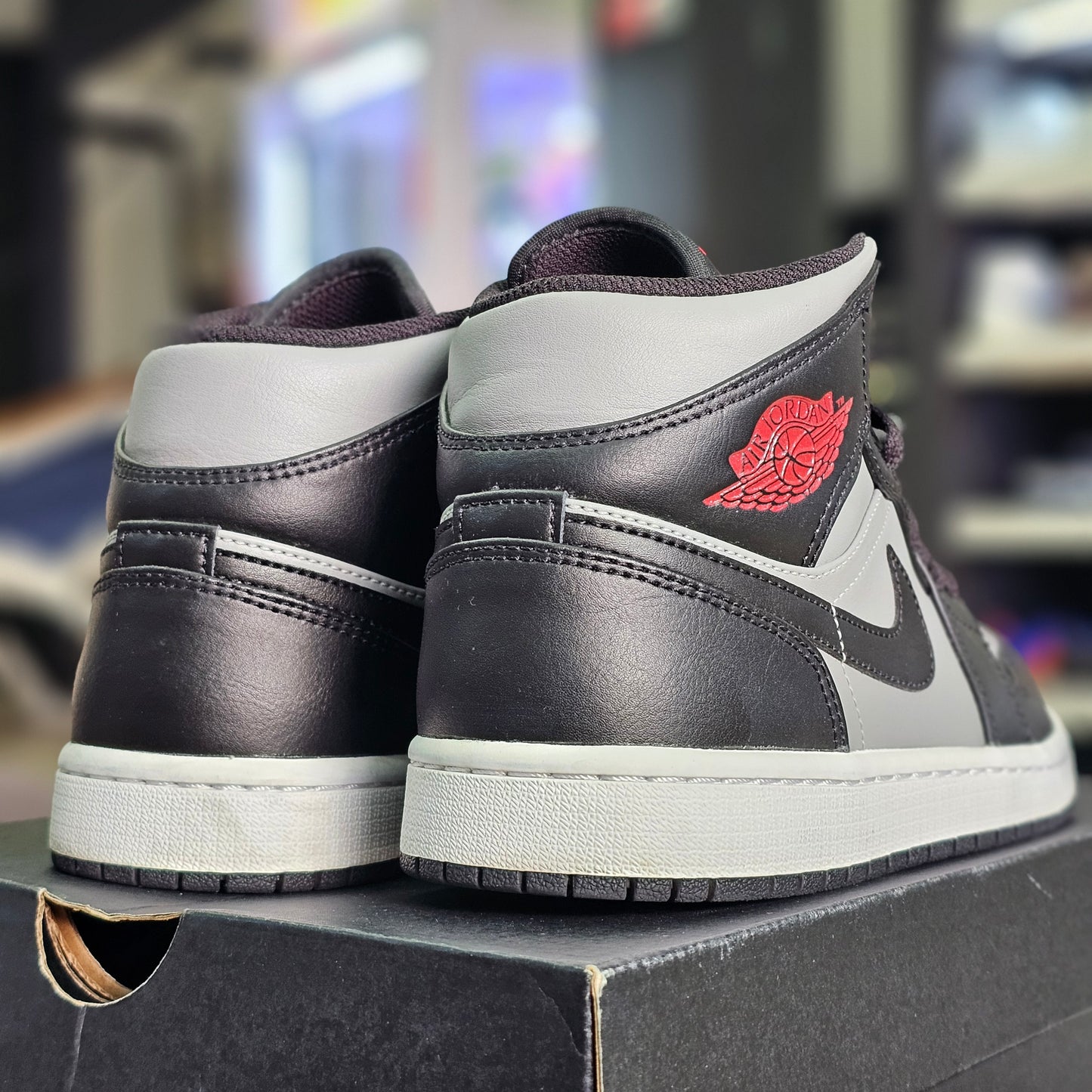 Jordan 1 Mid Shadow