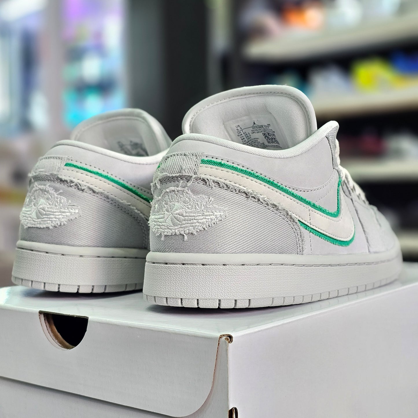 Jordan 1 Low Distressed Light Smoke Grey