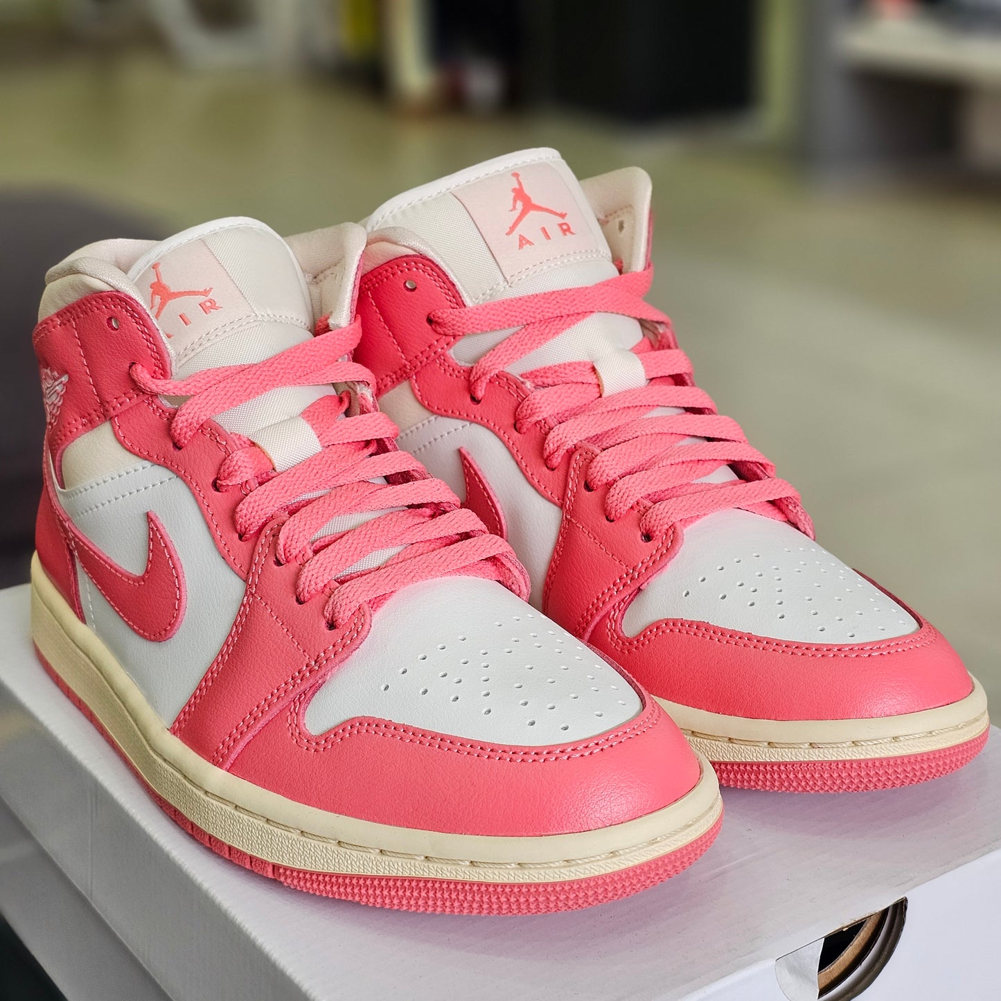 Jordan 1 Mid Guava Ice