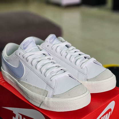 Blazer Low 77 White Ghost