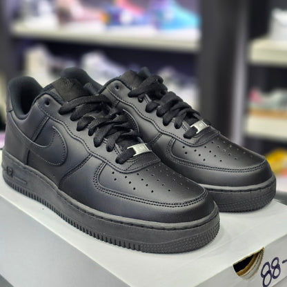 Air Force 1 Triple Black